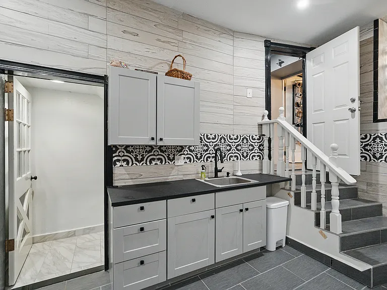 3302 Ward St — Photo 11