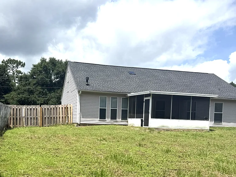 Summer Creek Cv — Photo 26