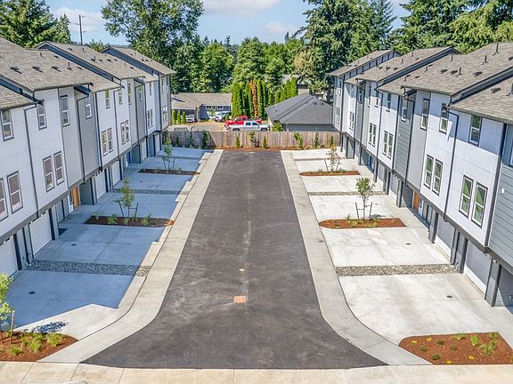 3rd image of 4771 100th St NE #105