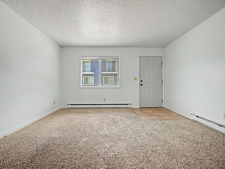 1006 Yampa Ave — Photo 10