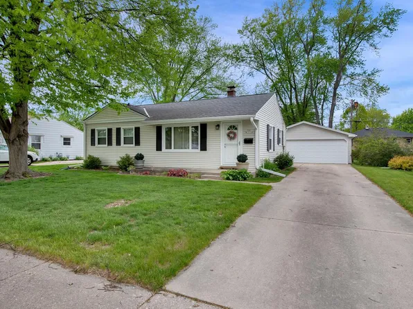 N85W17124 Lee PLACE, Menomonee Falls, WI 53051