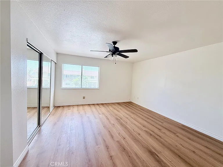 1360 N Hacienda Dr — Photo 12