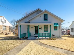 223 Academy St, Ste Genevieve, MO 63670