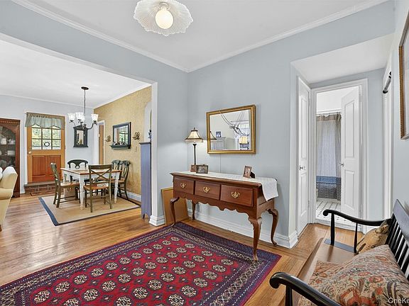 3rd image of 15 Sunnybrook Road #3A
