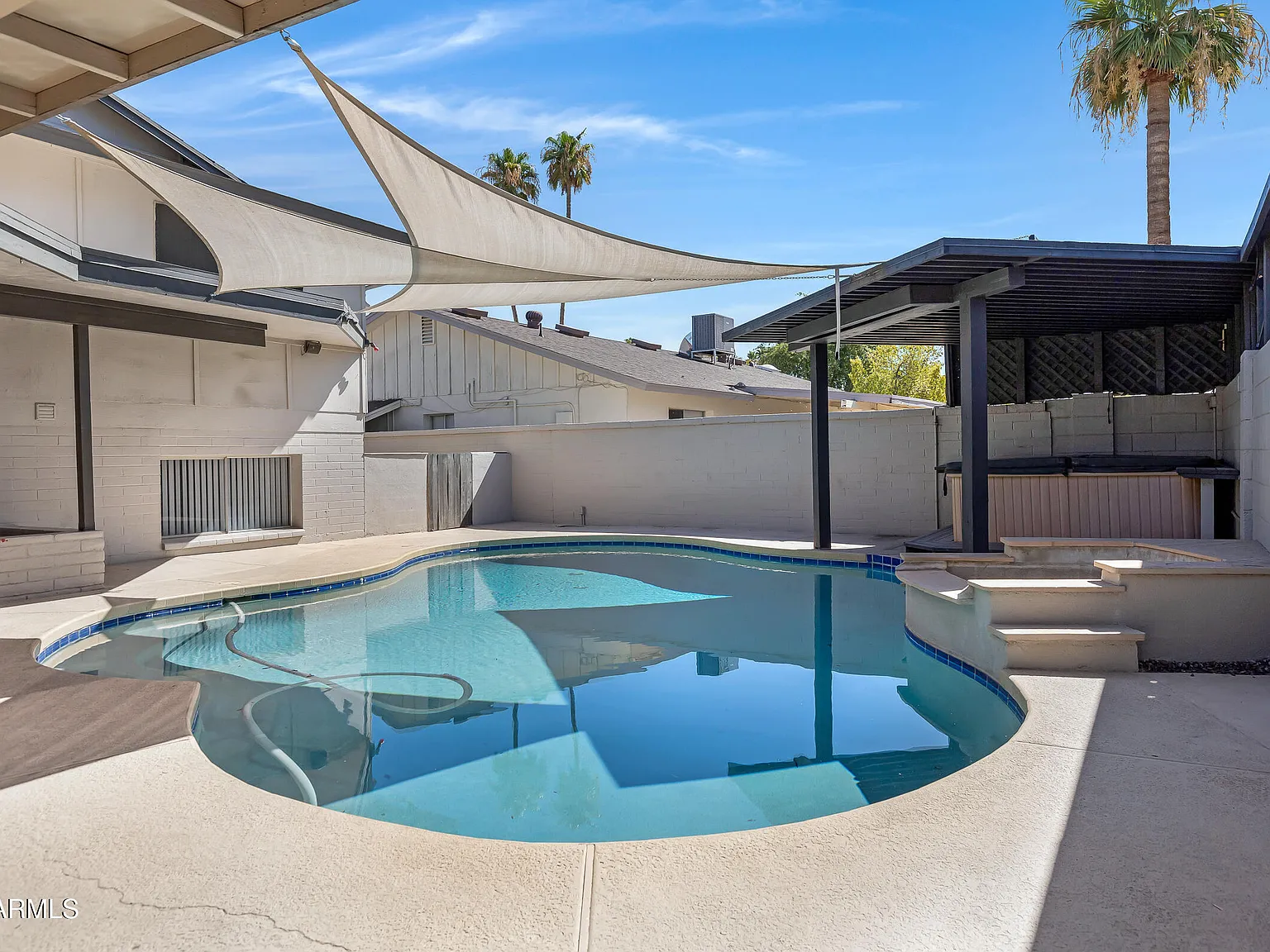 5 bed, 3.5 bath, 2533 sqft, $3,999 — Photo 4