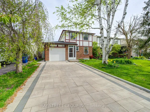 154 Thoms Cres, Newmarket, ON L3Y 1E1