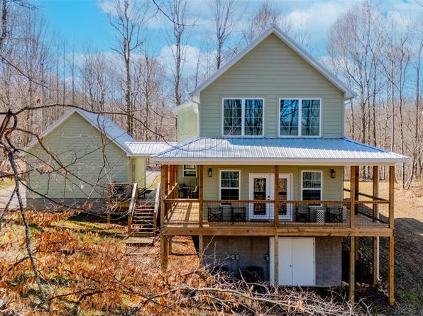 76 Wilderness Ln, Scottsville, KY 42164