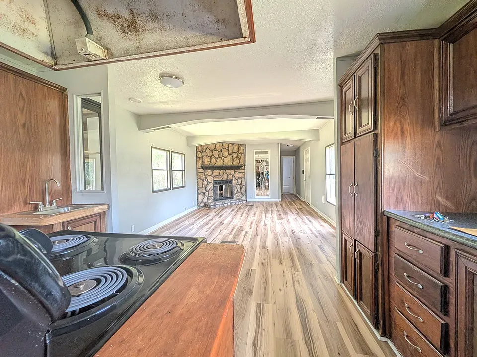 107 Country Lane Park