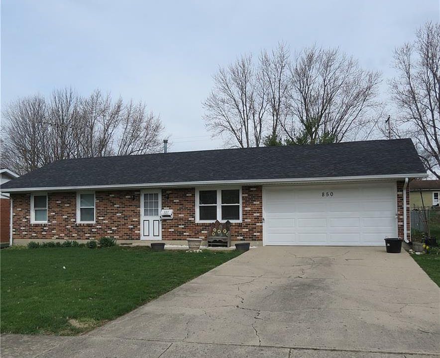 1st image of 850 Merri Ln