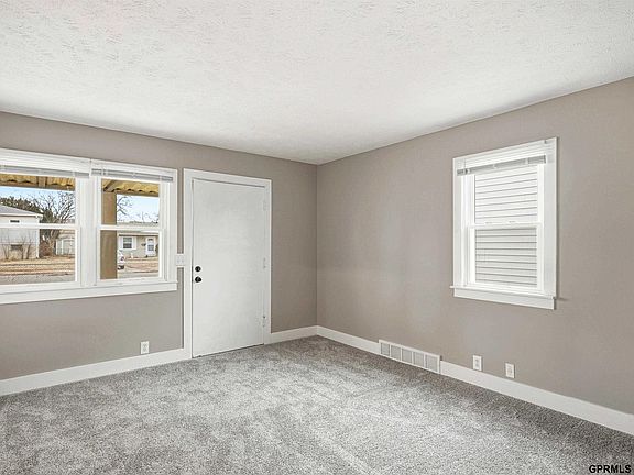 2nd image of 4528 S 61st St