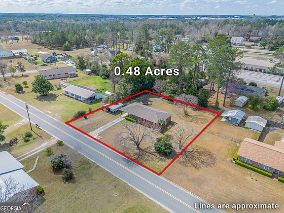 4th image of 3779 Benny St