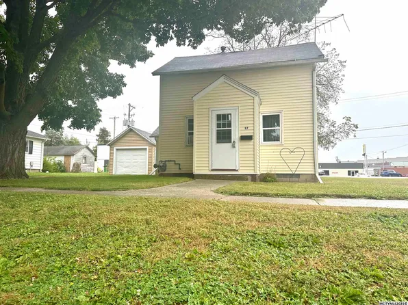 97 6th St N, Northwood, IA 50459