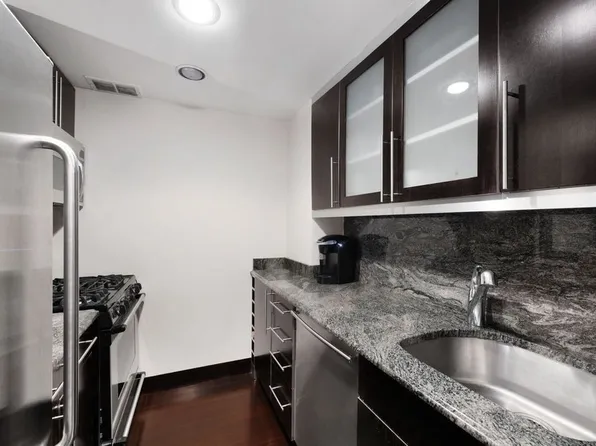 27 East 65th Street image 5 of 8