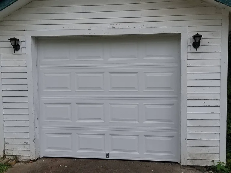 700 E Grimes Ln — Photo 5