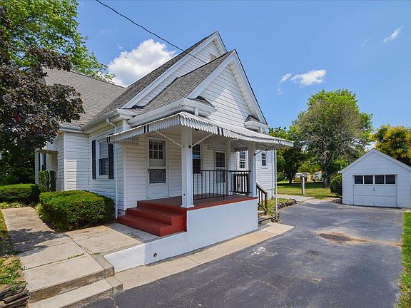 3rd image of 7311 Sunnybrook Dr