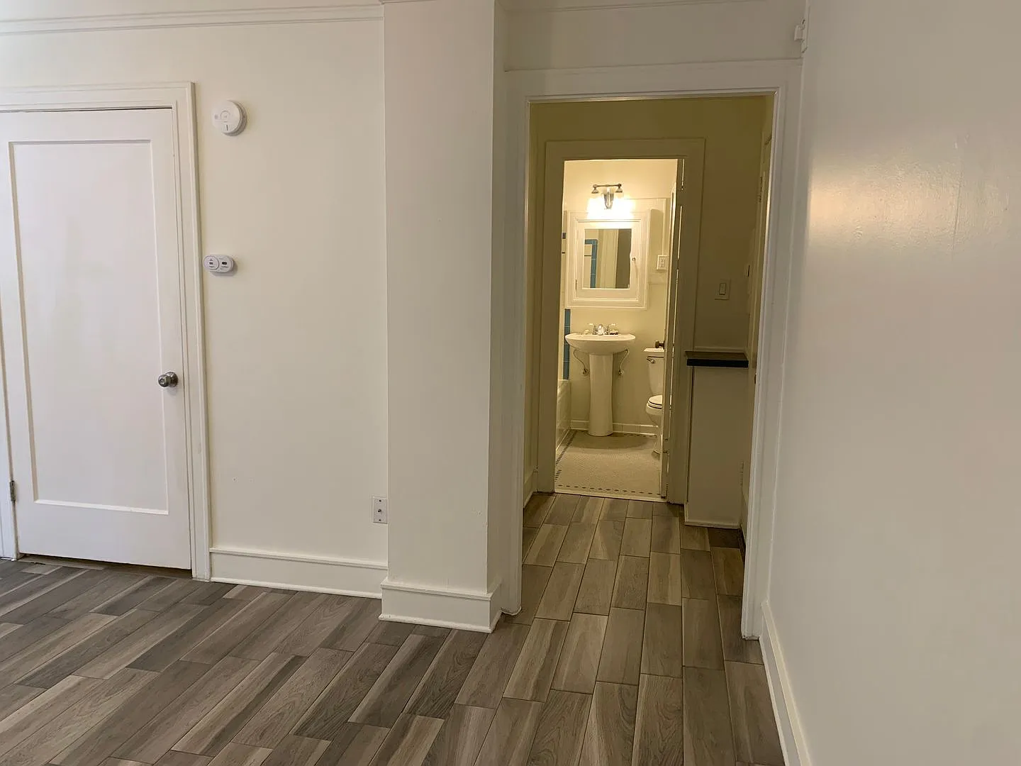 The Davenport Apartments — Photo 4