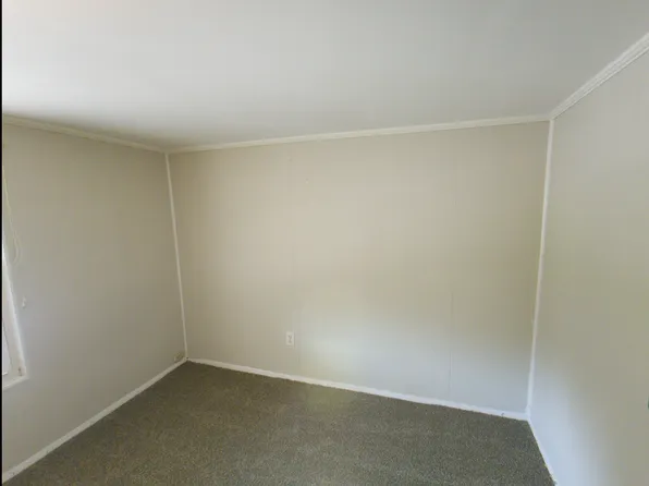 2001 Hall St #C, Owensboro, KY 42303