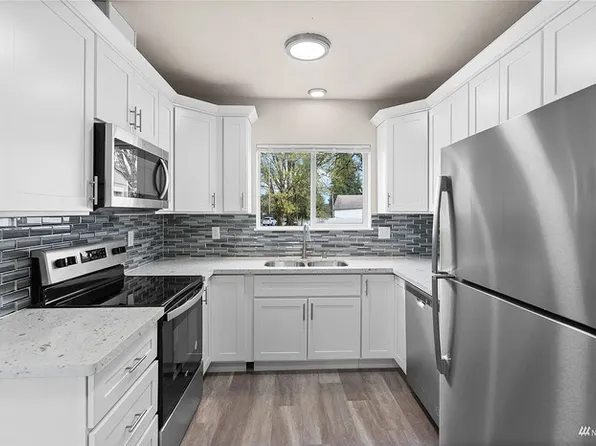 5110 Boston Harbor Rd NE, Olympia, WA 98506