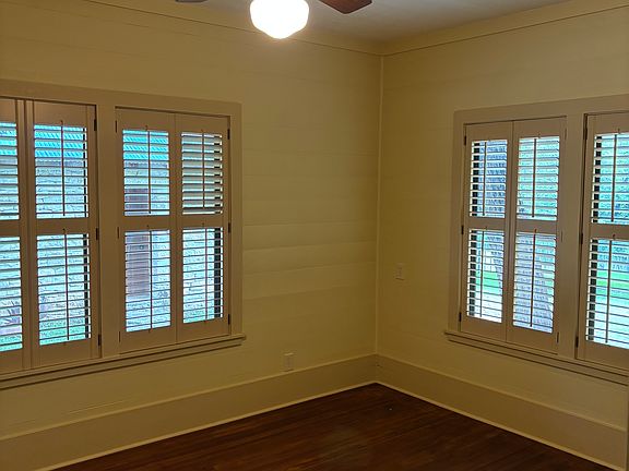 5th image of 2113 Wood Acre Ln
