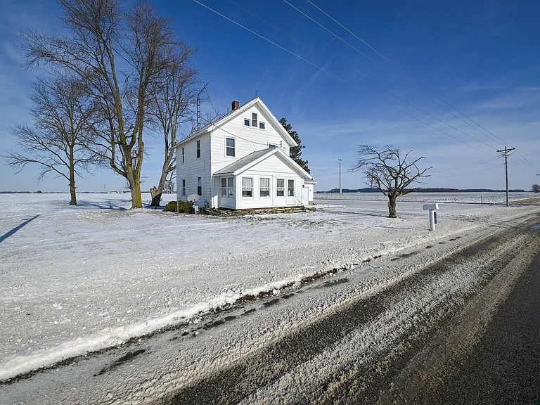 2240 Marseilles Galion Rd E — Photo 4