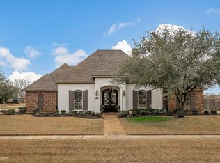 501 Fall Winds Dr, Bossier City, LA 71111