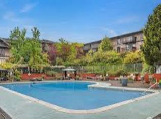 1425 S Puget Dr APT 105, Renton, WA 98055