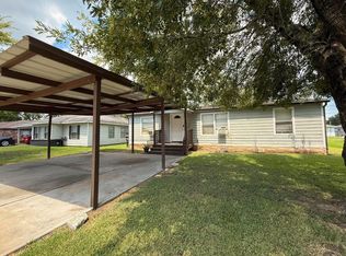 2000 W Humble St, Baytown, TX 77520