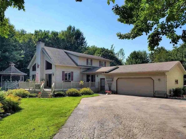 210340 Ruth Dr, Stratford, WI 54484