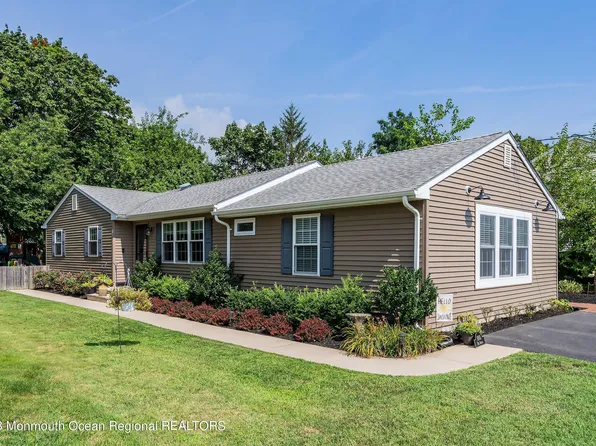 1005 Rue Avenue, Point Pleasant, NJ 08742