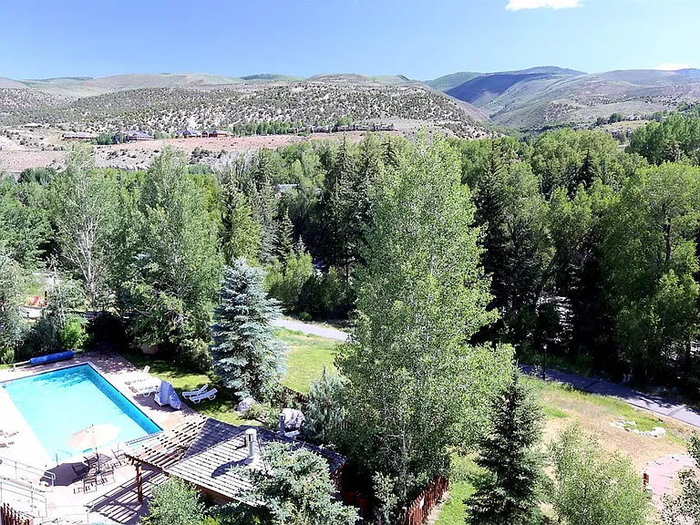 Year-round heated pool and hot tub