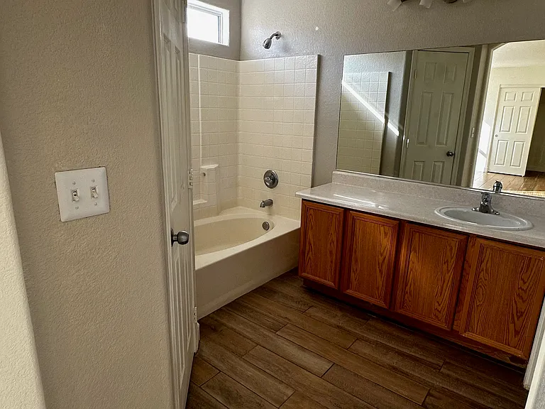 5927 Mount Flora Ct — Photo 13