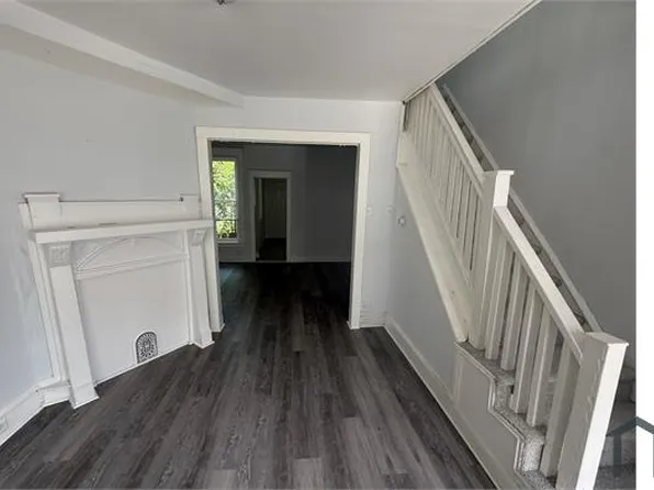 5515 Blakemore St, Philadelphia, PA 19138