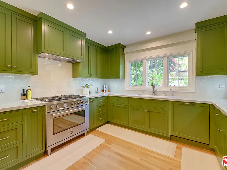 1007 Carol Dr — Photo 17