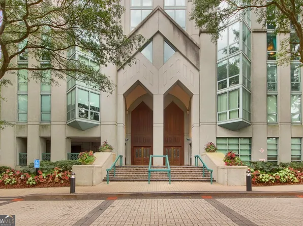 2870 Pharr Court South NW APT 2006, Atlanta, GA 30305