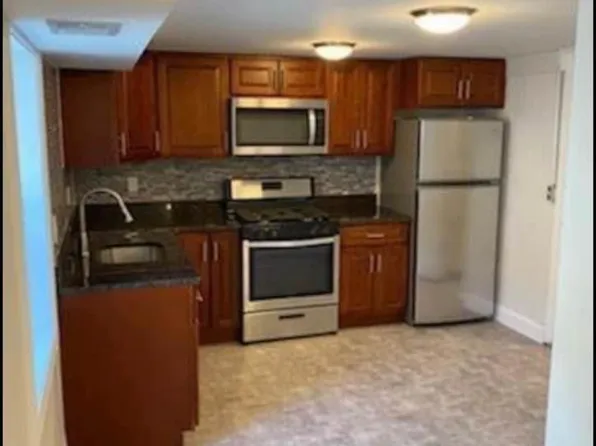 312 Douglas Ave #1, Providence, RI 02908