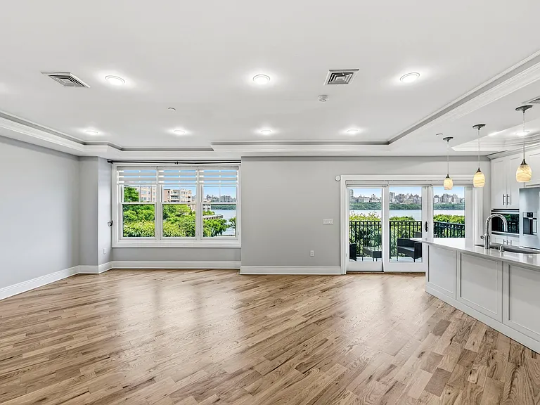 30 Marquis Ct — Photo 5