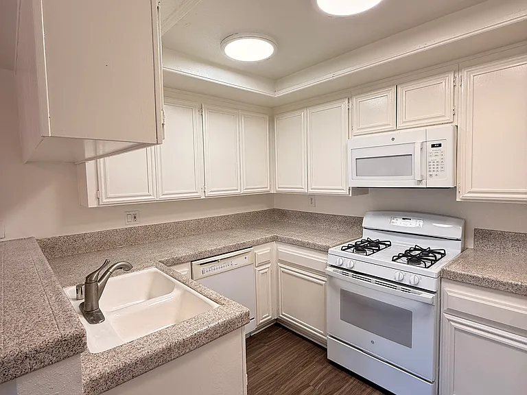 5479 E Centralia St #21 — Photo 16