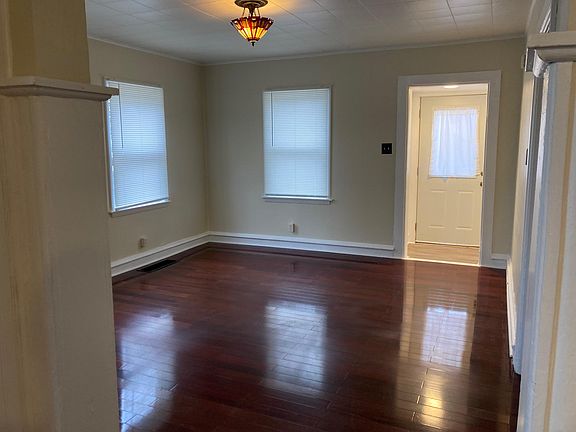 4th image of 324 S 9th St #1