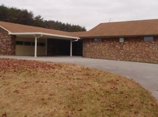 308 Armstrong Dr, Church Hill, TN 37642