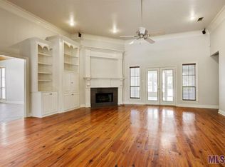 6113 Riverbrook Dr, Baton Rouge, LA 70820