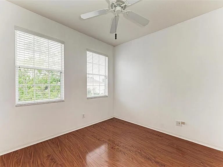 3931 Yellowstone Cir — Photo 28