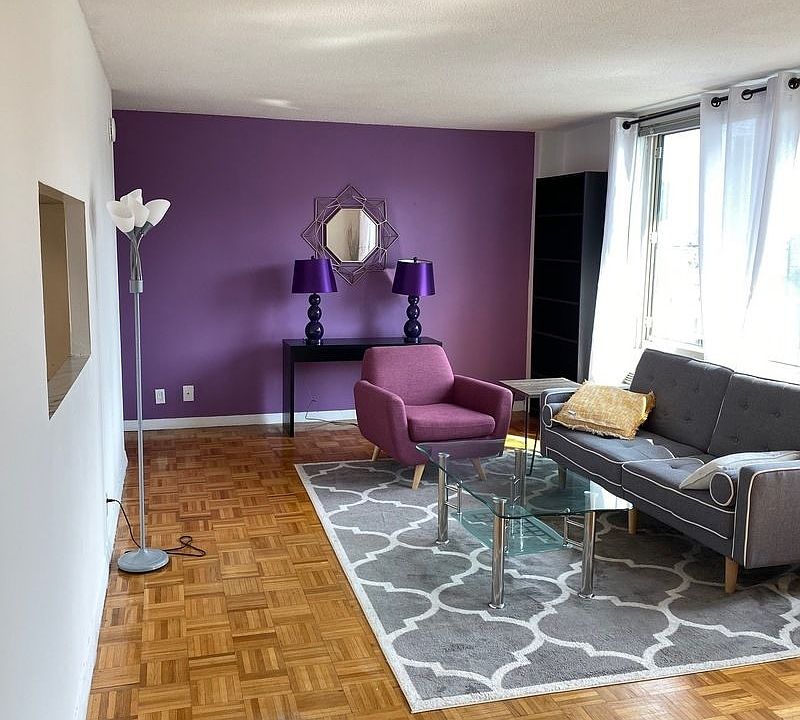 1st image of 555 Main St Unit 1106