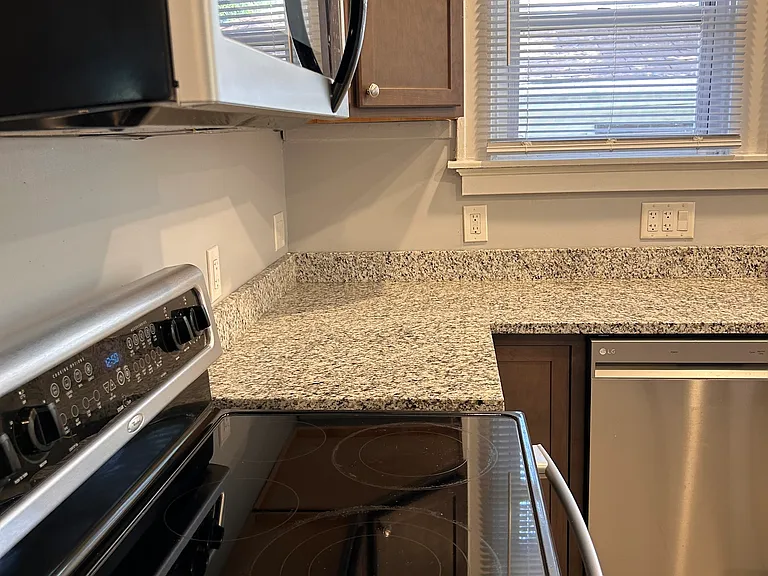 Dalewood Pl — Photo 10