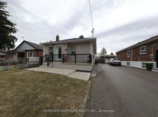 24 Tansley Ave, Toronto, ON M1J1P3