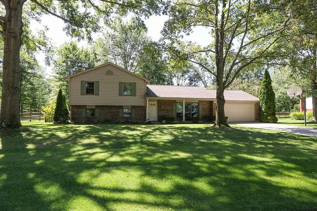 1151 Yellow Ribbon Dr photo 1