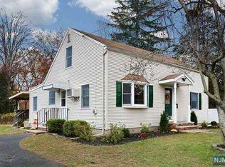 195 Doretta St, Rivervale, NJ 07675