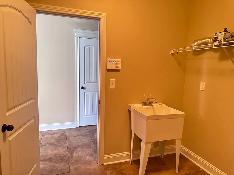 1500 Pressler Way — Photo 19