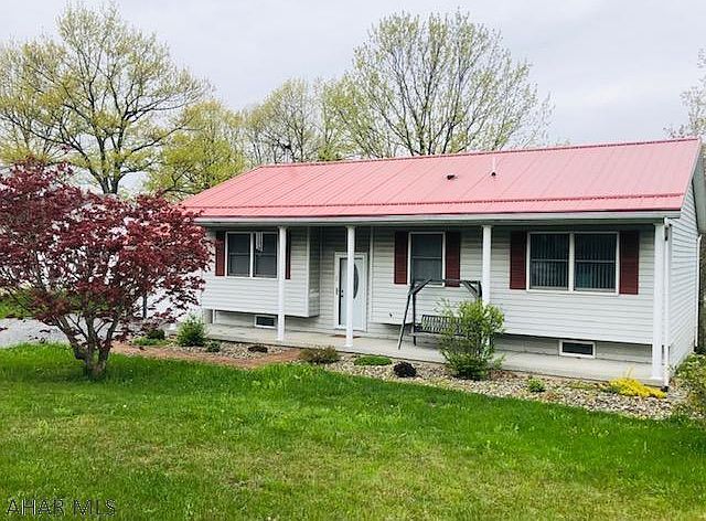 1st image of 306 Red Oak Ln