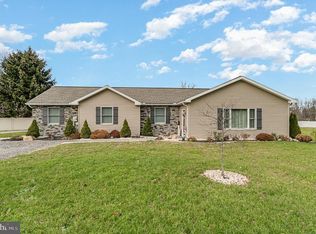 34 S Side Dr, Newville, PA 17241