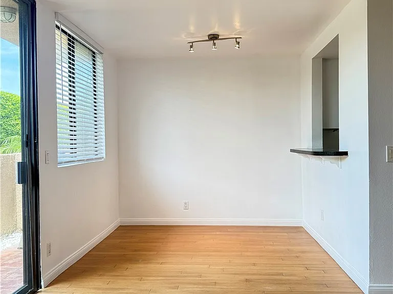 7826 Topanga Canyon Blvd #109 — Photo 6